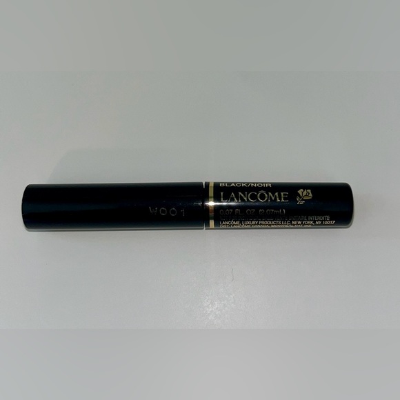 Lancome Favorites Collection with Surprise Bag - Picture 4 of 11